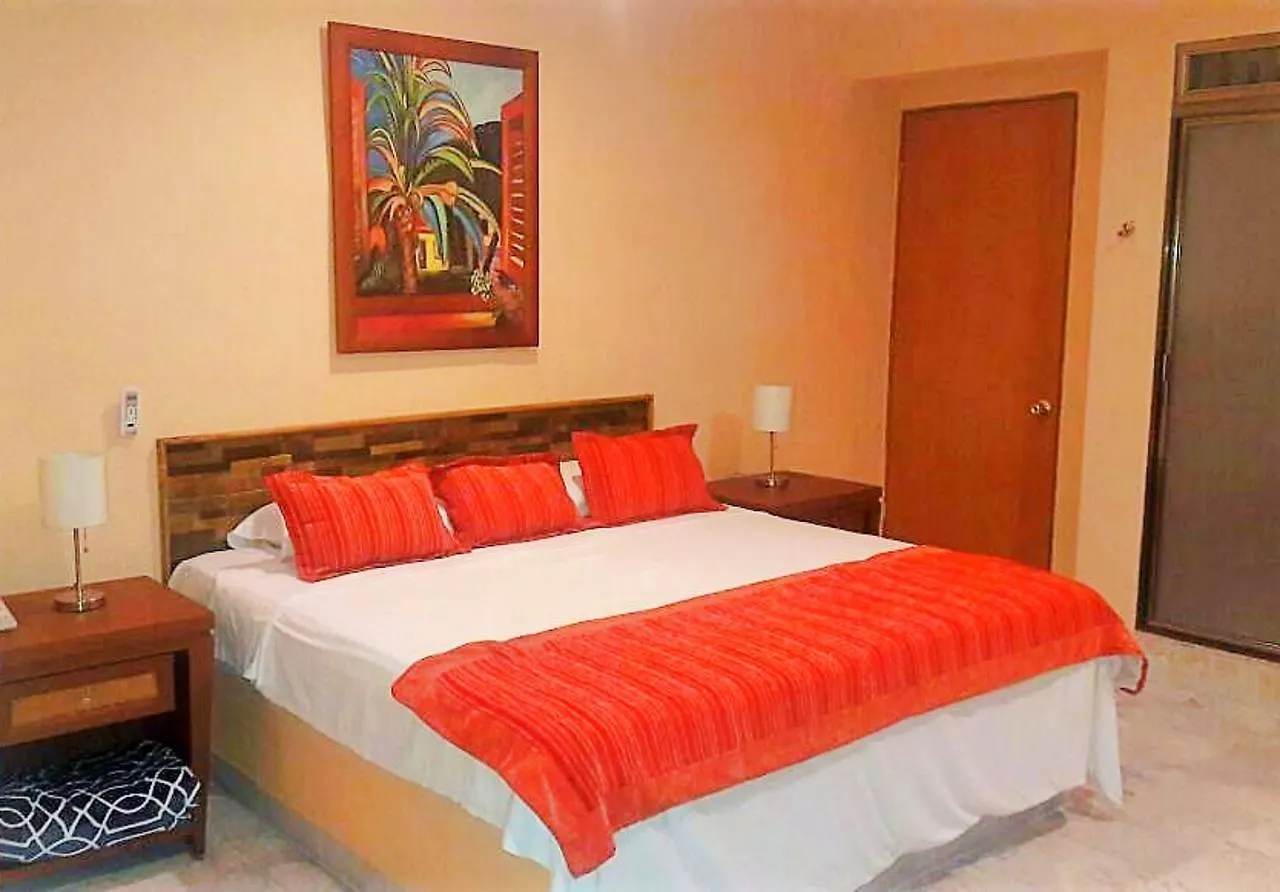 קנקון Hotel Versalles Suites 2*,  מקסיקו