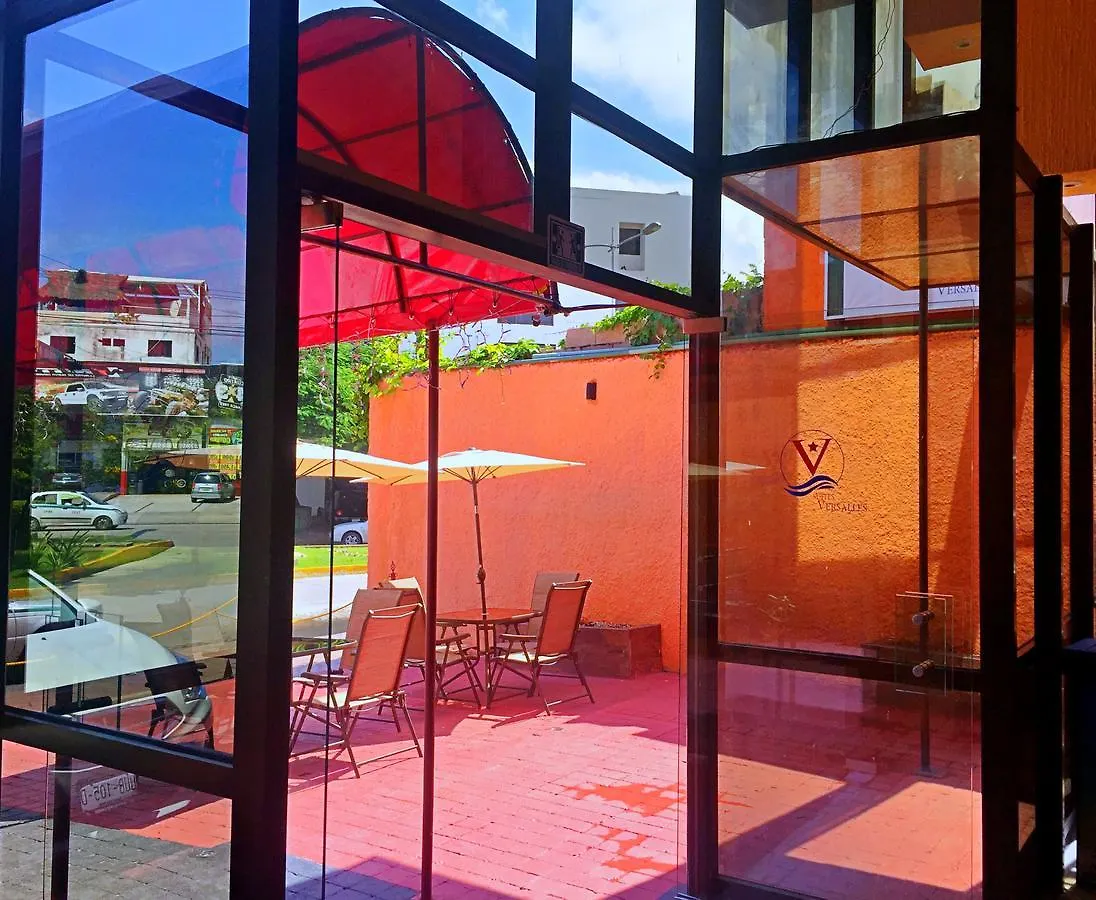 קנקון Hotel Versalles Suites 2*,