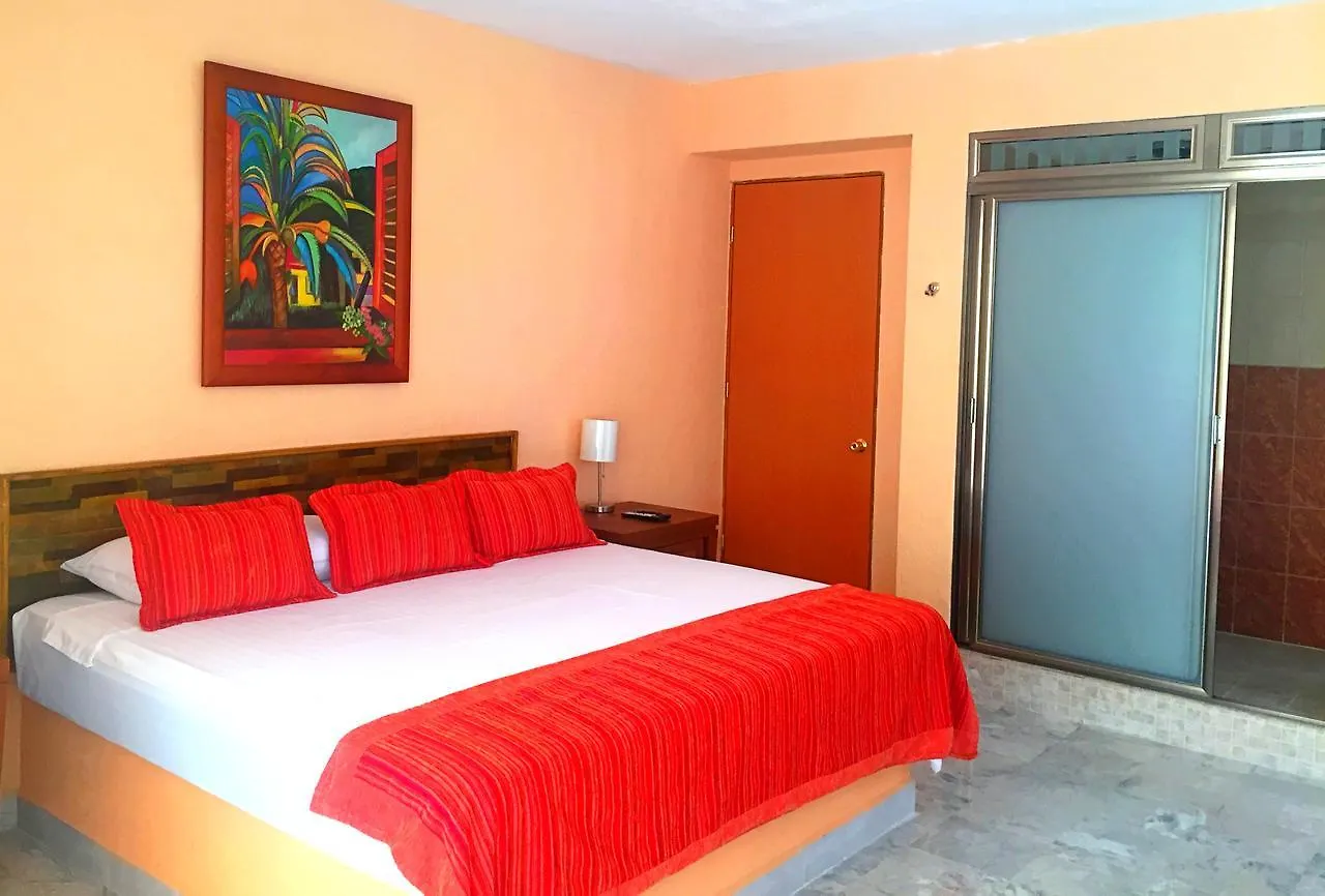 Hotel Versalles Suites Cancun