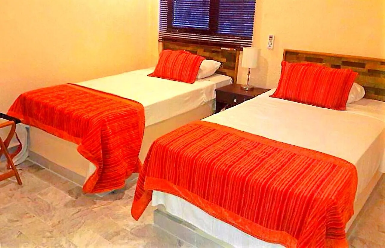 **  Hotel Versalles Suites Cancun Mexico