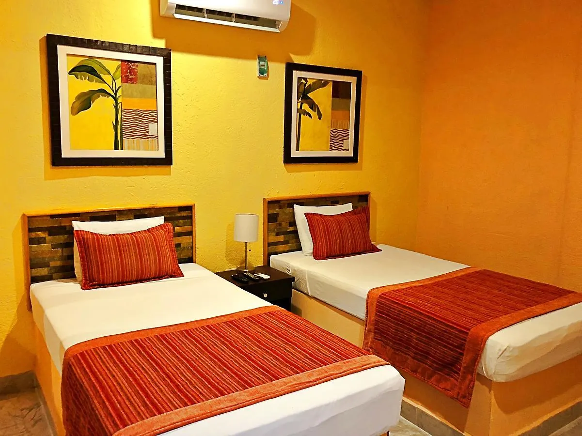 Hotel Versalles Suites Cancun